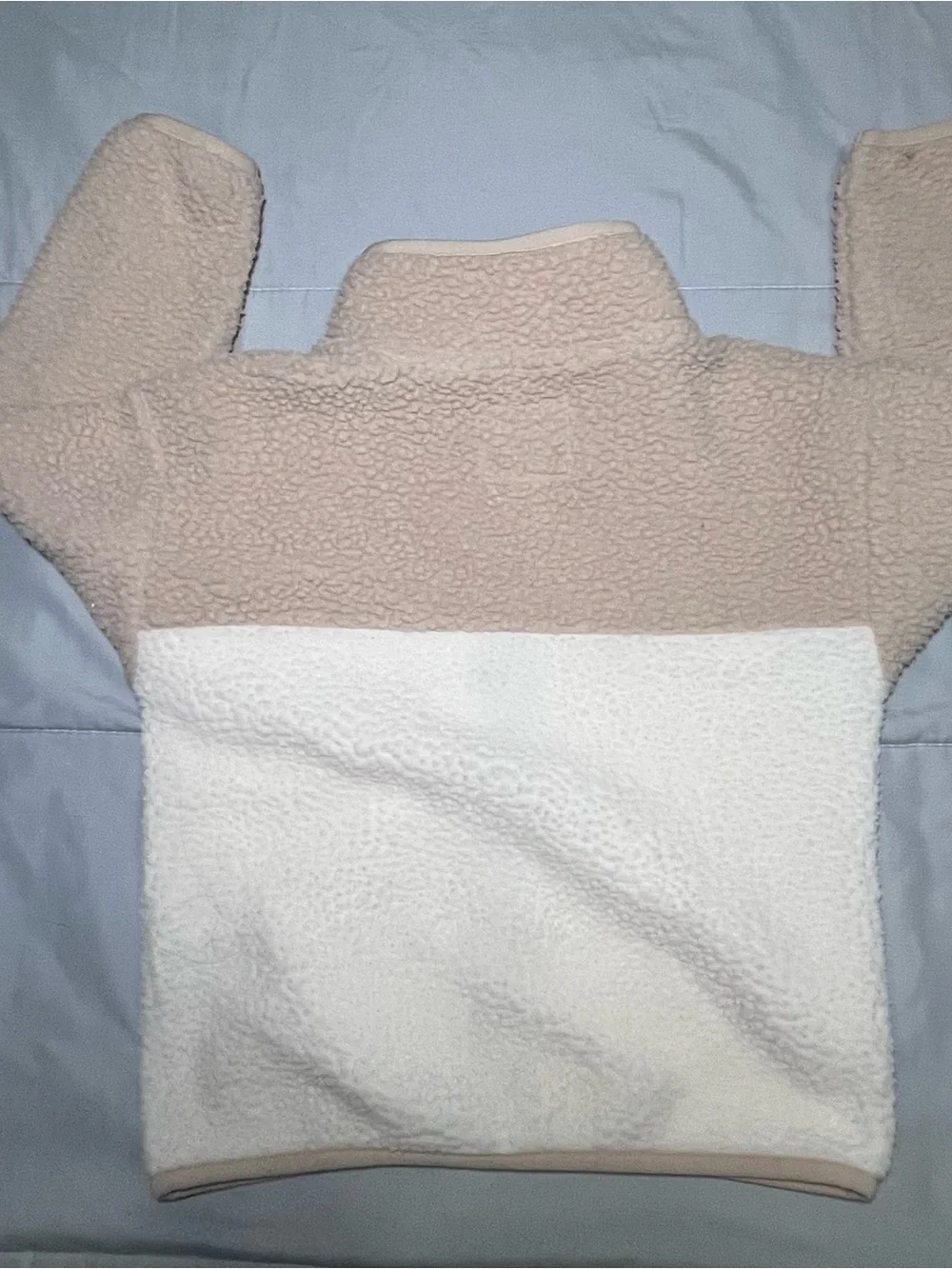 OshKosh B'gosh cream and beige color-blocked fleece jacket in a 4T